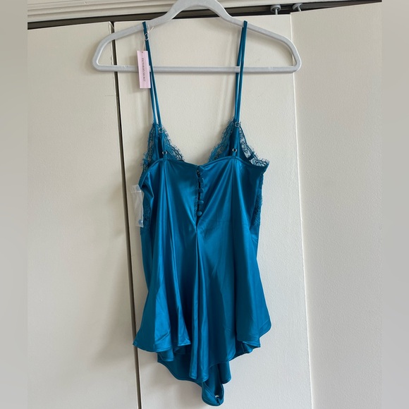 Victoria’s Secret Stretch Satin Cutout Romper - NWT, Size S - Picture 2 of 6